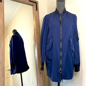 DIESEL light weight Windbreaker🌧️ Navy blue Unisex like brand new!